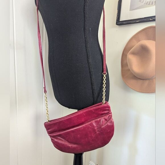 Hobo International Leather Belle Ruched Berry Crossbody Bag EUC - Picture 9 of 10